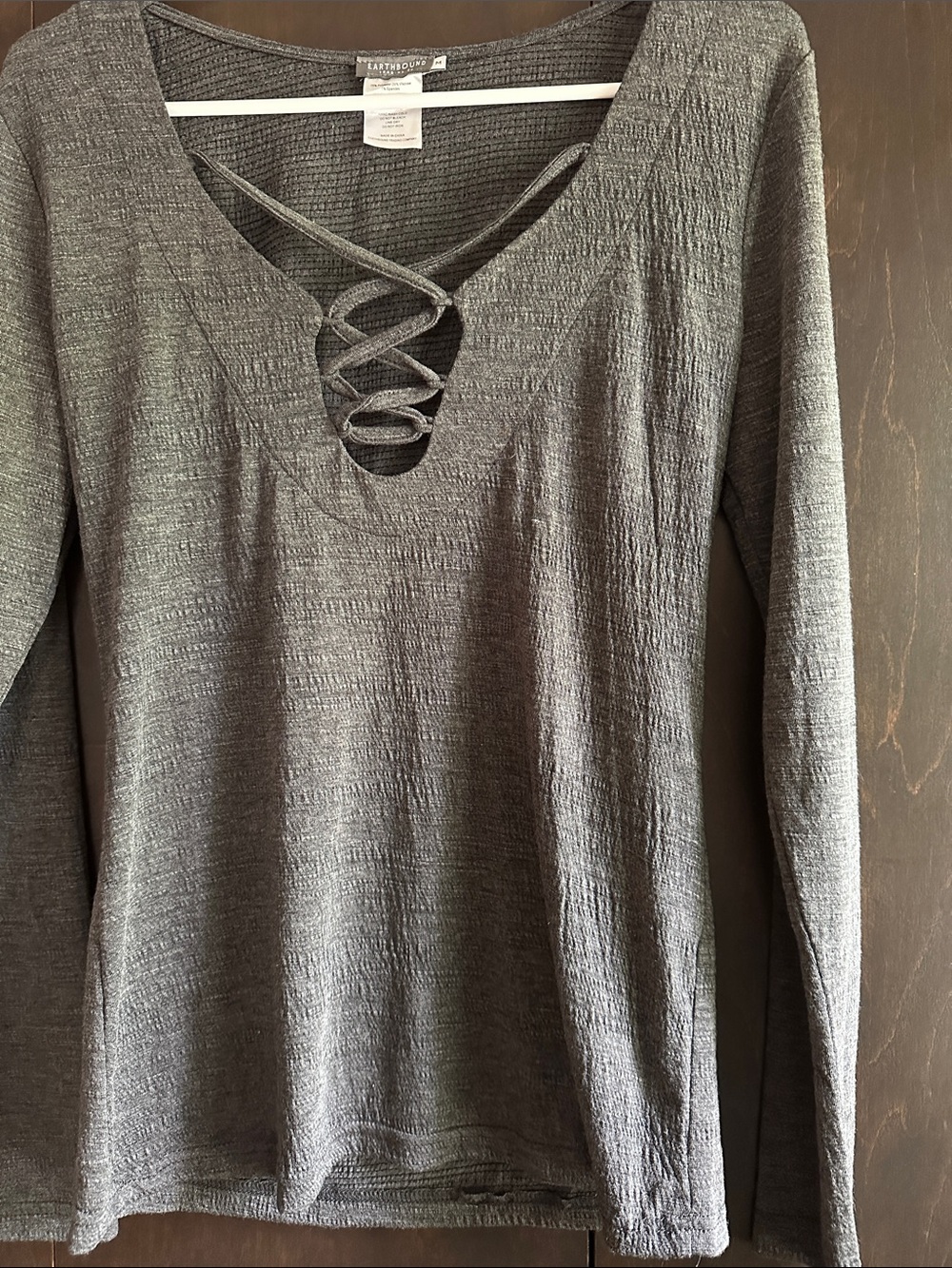 EARTHBOUND Charcoal Gray Lace-Up V-Neck Long Sleeve Top - Picture 4 of 6